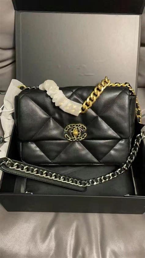 bags that look like chanel